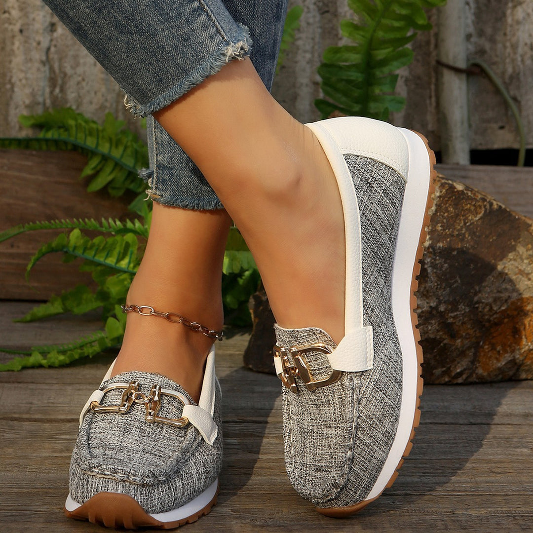 Damen  lässige Mokassin-Slipper mit dekorativer Metallschnalle, gepolsterter Innensohle und profilierter Gummilaufsohle Nord Taschen