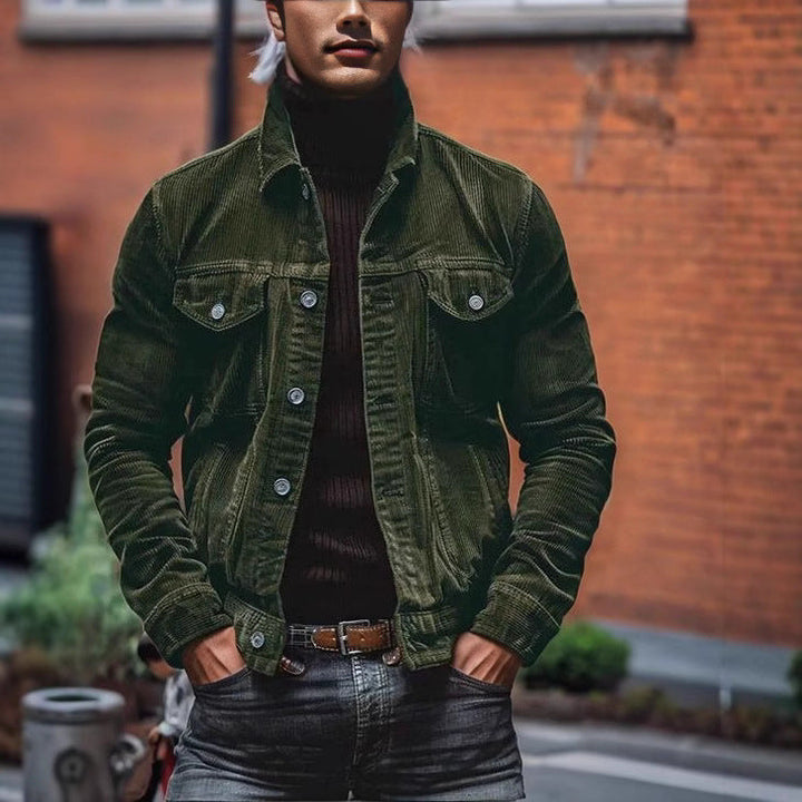 Herren Cordjacke im modernen Design mit praktischen Brusttaschen