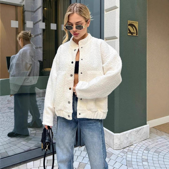 Damen Teddy-Fleece Bomberjacke im Boxy-Cut mit Druckknopfverschluss und aufgesetzten Taschen Nord Taschen