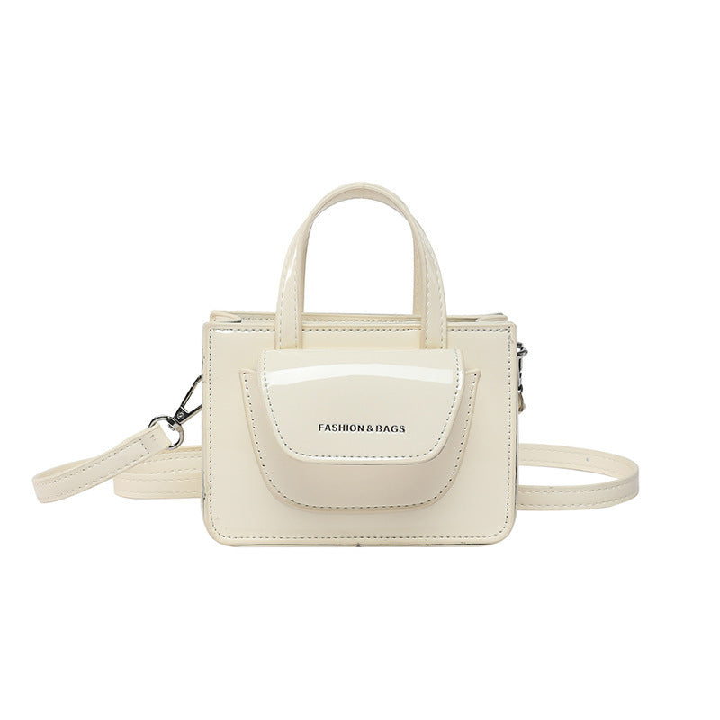 Damen elegante Mini-Handtasche mit praktischen Fächern Nord Taschen