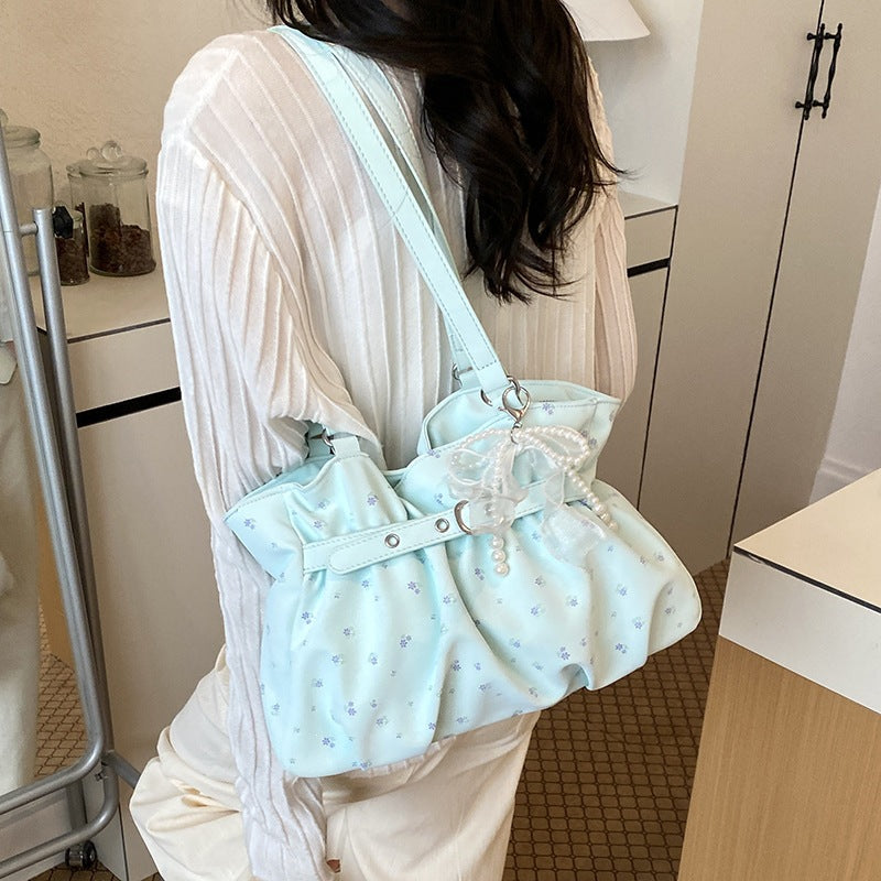 Damen modische Handtasche mit verspieltem Rüschendesign und eleganten Details Nord Taschen