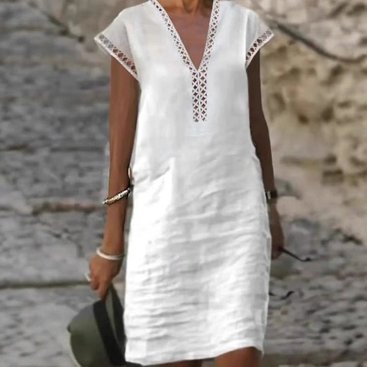 Damen Leichtes Leinenkleid mit V-Ausschnitt und dezenten Cut-Out-Verzierungen