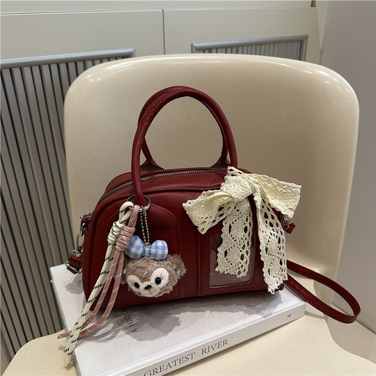 Damen Mini-Handtasche mit verspieltem Tiermotiv und charmantem Anhänger Nord Taschen
