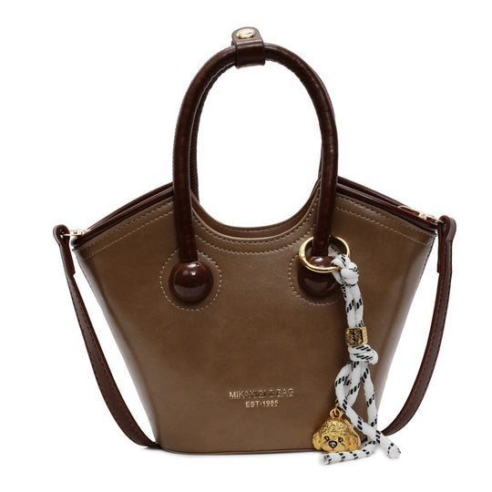 Damen Handtasche im modernen Design mit abnehmbarem Schlüsselanhänger | Nord Taschen