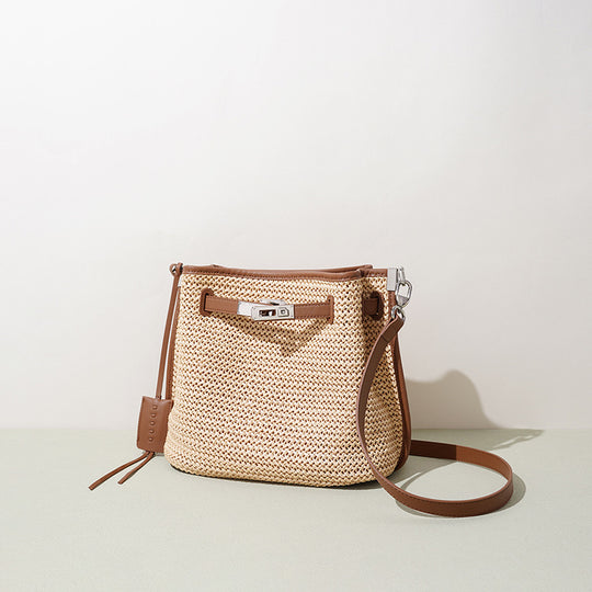 Damen Bucket-Tasche aus geflochtenem Material mit Lederakzenten Nord Taschen