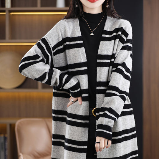 Damen Oversize-Longcardigan aus weichem Wollmix mit kontrastierenden Blockstreifen Nord Taschen