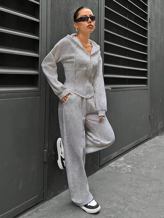 Damen Loungewear-Set mit taillierter Kapuzenjacke und weiter Fleece-Joggingshose Nord Taschen