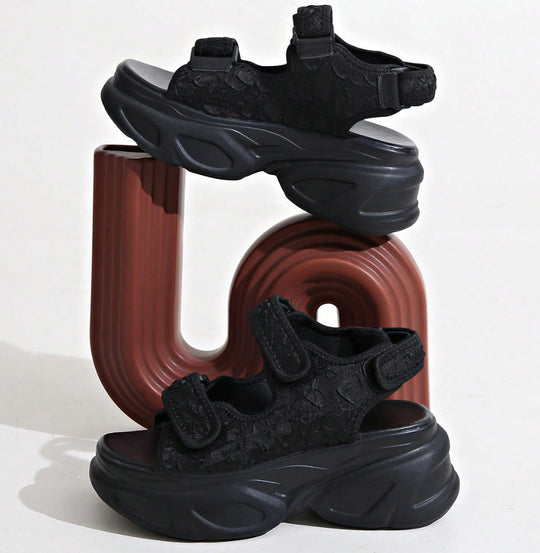 Damen Plateau-Sandalen mit verziertem Riemen und komfortabler Sohle Nord Taschen