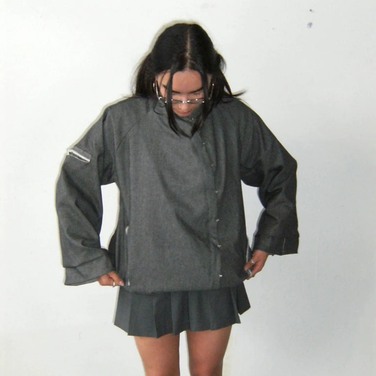 Damen Oversize-Boxy-Jacke mit asymmetrischem Druckknopfverschluss und Ärmeltasche Nord Taschen