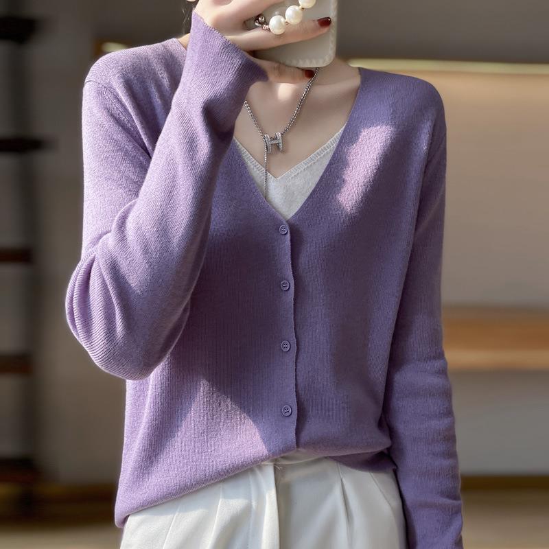 Damen Leichter V‑Ausschnitt‑Cardigan mit kastiger Silhouette und Kaschmir‑Optik Nord Taschen