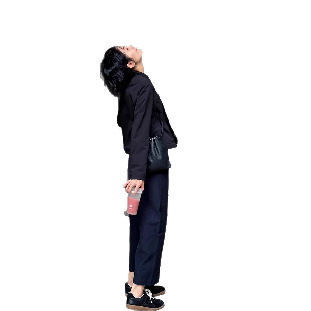 Damen urbane Übergangsjacke mit minimalistischen Details Nord Taschen