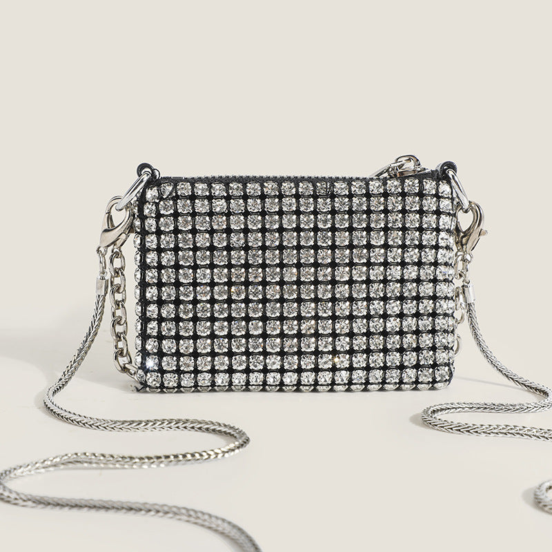 Damen Clutch-Tasche mit funkelnden Pailletten und eleganter Kettenverzierung Nord Taschen