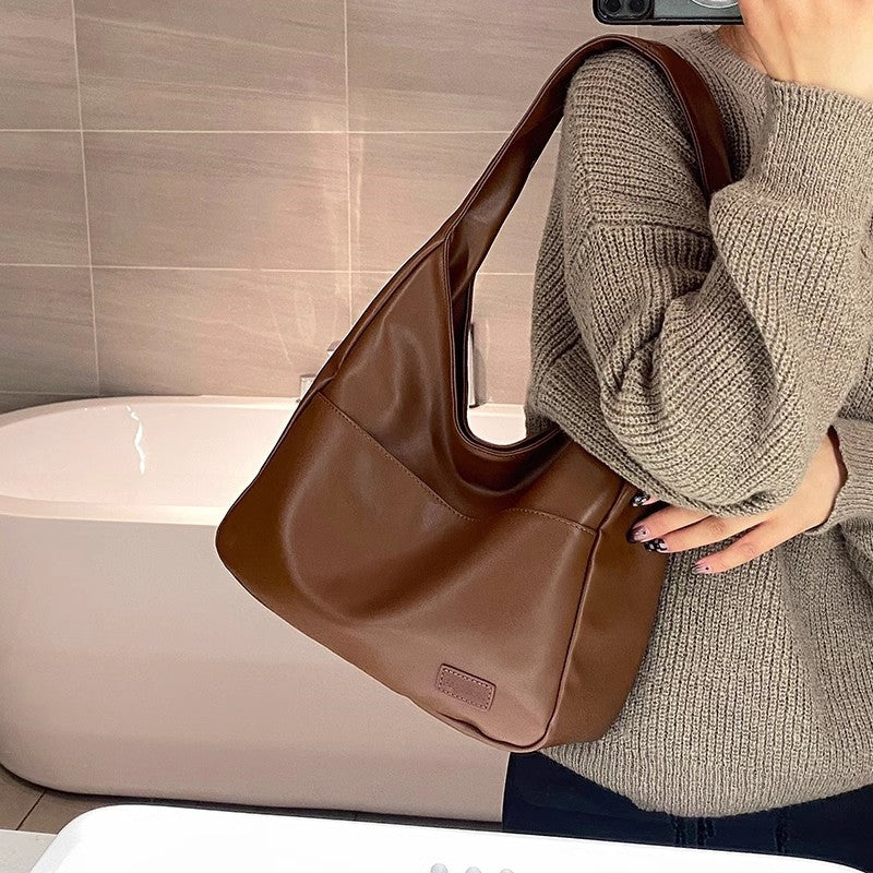 Damen Hobo-Tasche mit hochwertigem Kunstleder und geräumiger Innentasche Nord Taschen