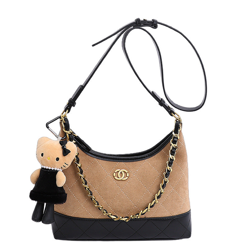 Damen Hobo Tasche mit Karomuster und verspieltem Anhänger Nord Taschen