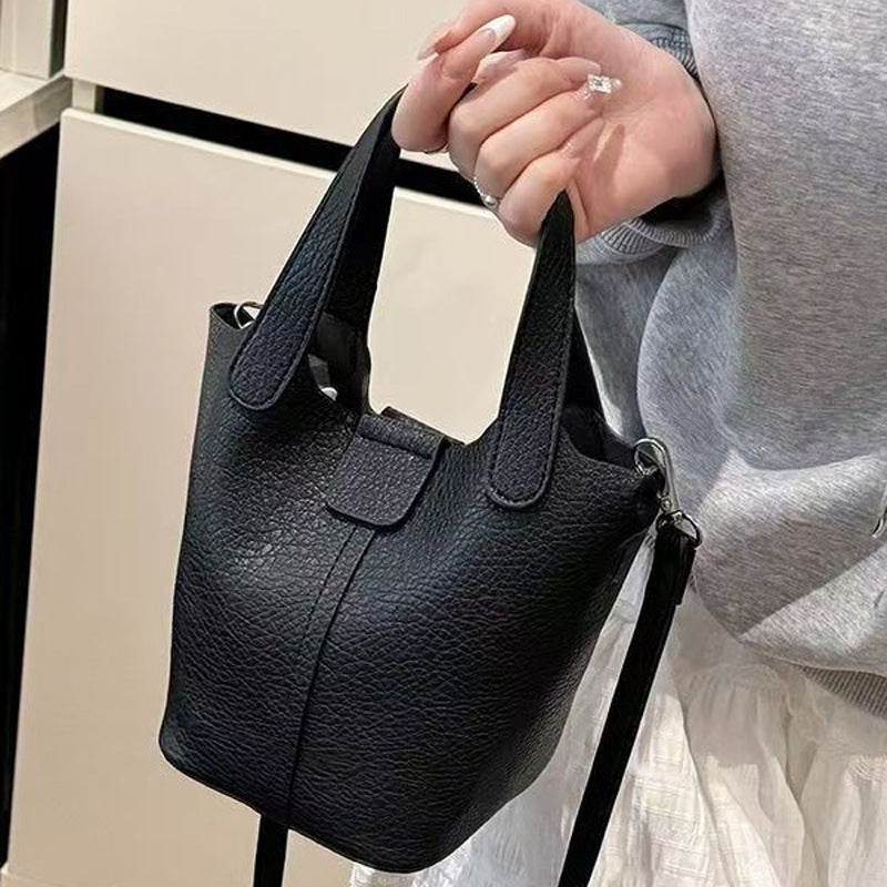 Damen Tragetasche mit abnehmbarem Kosmetiktäschchen und elegantem Design Nord Taschen