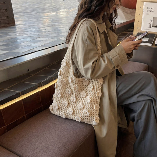 Damen gehäkelte Umhängetasche mit floralen Applikationen Nord Taschen