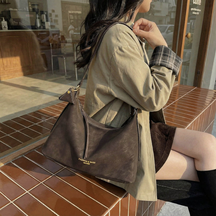 Damen Hobo-Tasche mit elegantem, weich strukturiertem Kunstleder Nord Taschen