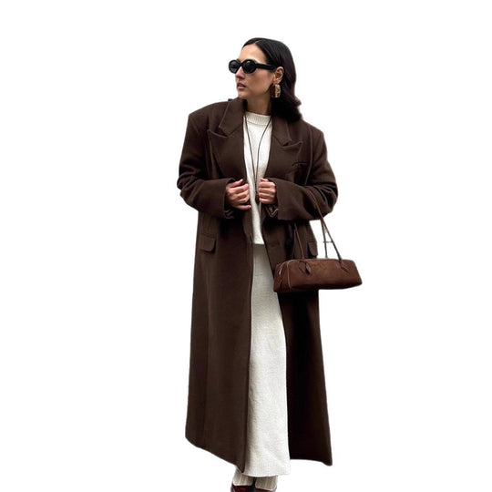 Damen Langmantel mit geradem Schnitt, kaschierendem Oversize-Revers und Eingrifftaschen Nord Taschen