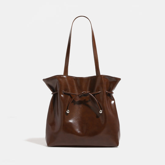 Damen elegante Beuteltasche mit verspieltem Kordelzug Nord Taschen
