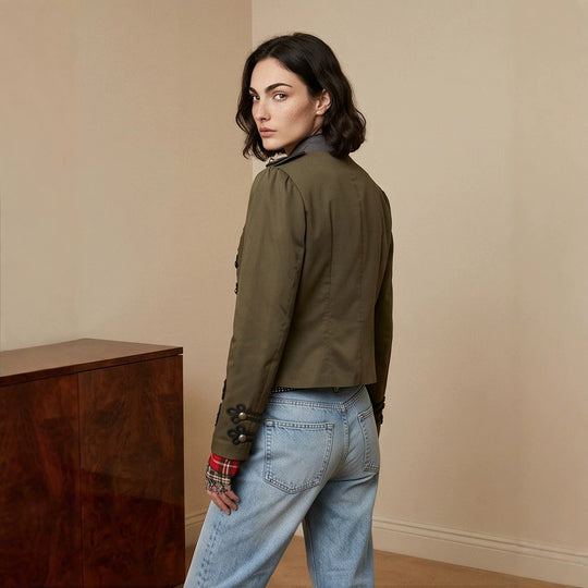 Damen Kurz geschnittener militärinspirierter Blouson mit Zierkordeln Nord Taschen