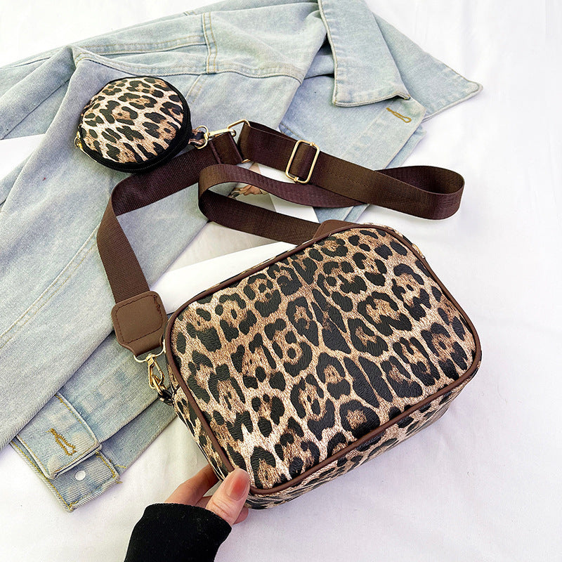 Damen Umhängetasche mit animalischem Muster und abnehmbarem Mini-Organizer Nord Taschen