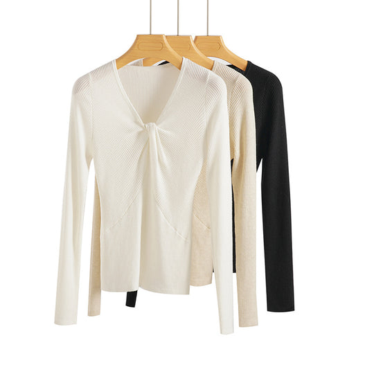 Damen Feinstrick-Top mit V-Ausschnitt, Twist-Detail und figurbetonter Passform Nord Taschen