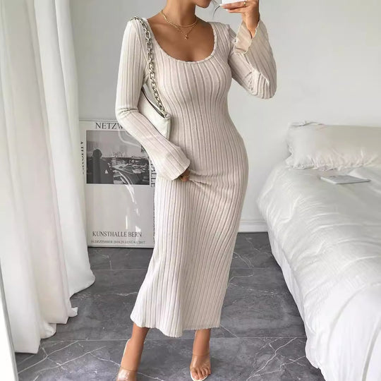 Damen geripptes Midaxi-Kleid mit U-Ausschnitt, figurbetonter Stretch-Silhouette und ausgestellten Ärmeln Nord Taschen