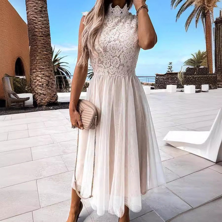 Damen Elegantes Spitzenkleid mit transparentem Rock und hohem Kragen