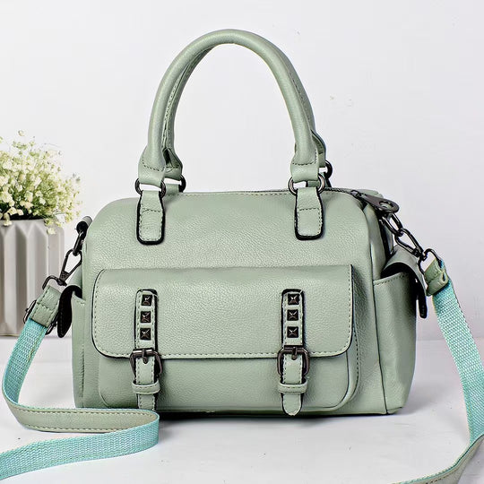 Damen Designer-Tasche mit strukturierter Lederoberfläche und praktischer Umhängemöglichkeit Nord Taschen