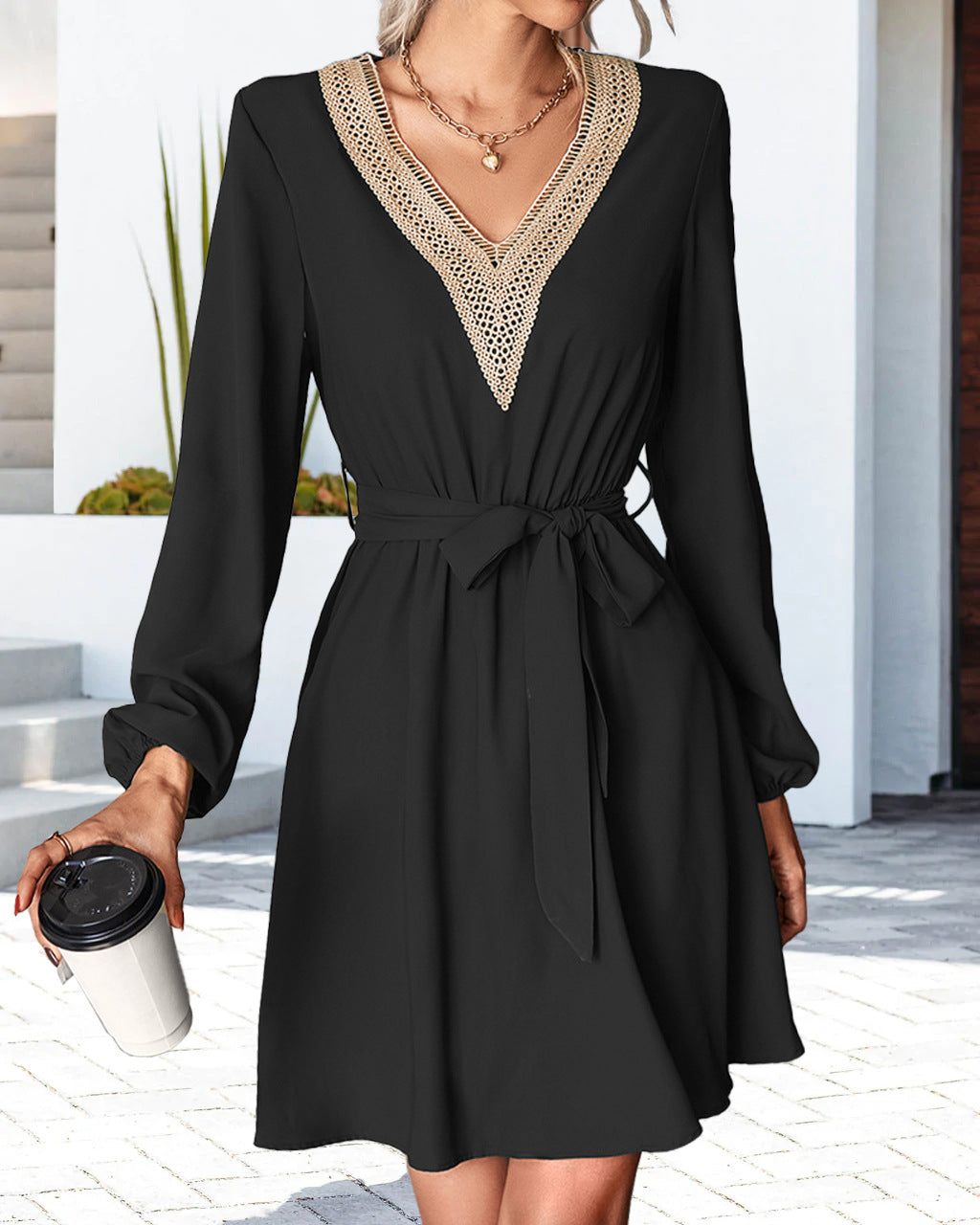 Damen elegantes Kleid mit V-Ausschnitt und Taillengürtel Nord Taschen