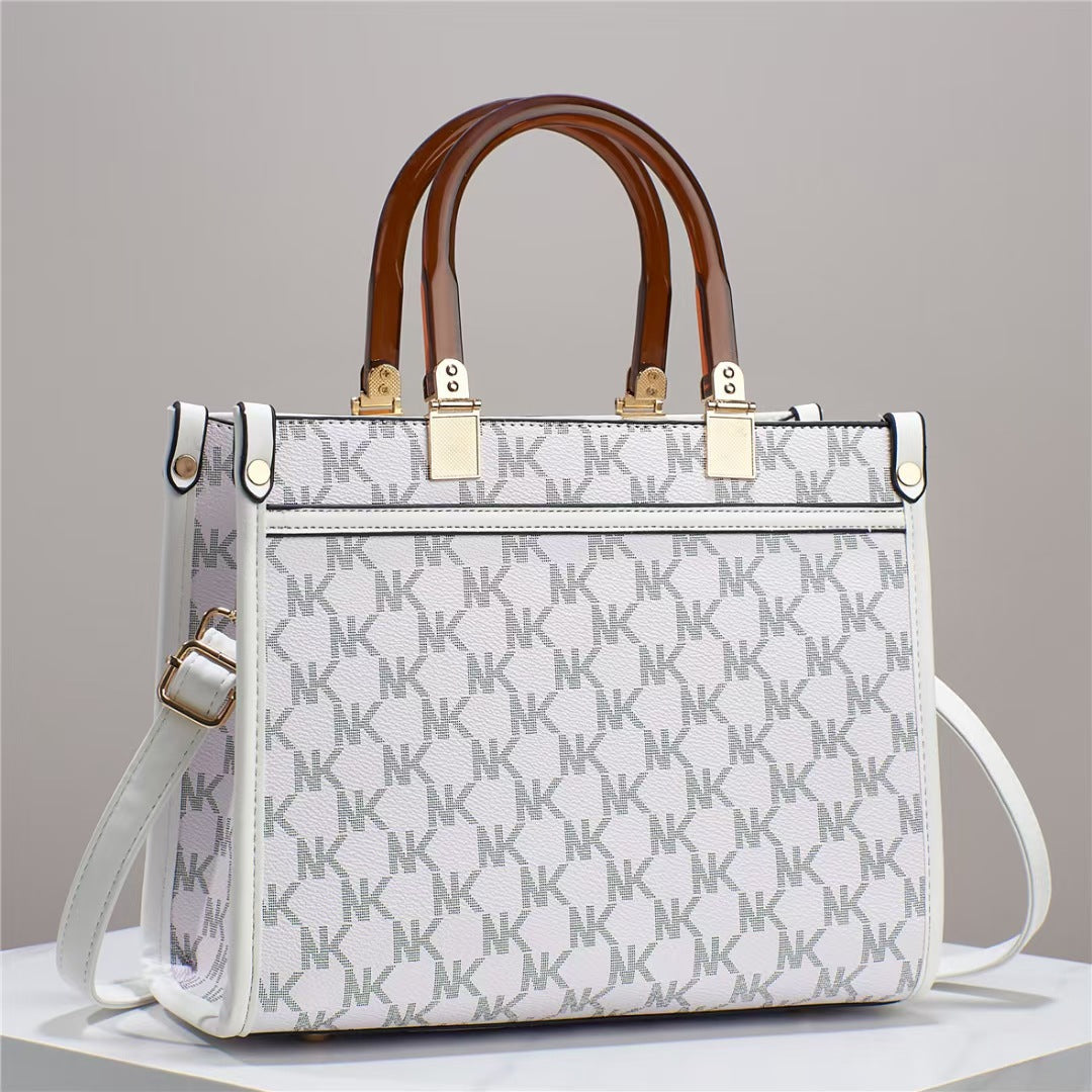 Damen Umhängetasche mit elegantem Muster und praktischen Fächern Nord Taschen