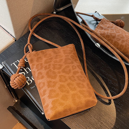 Damen Umhängetasche mit modernem Tiermotiv und verstellbarem Tragegurt Nord Taschen