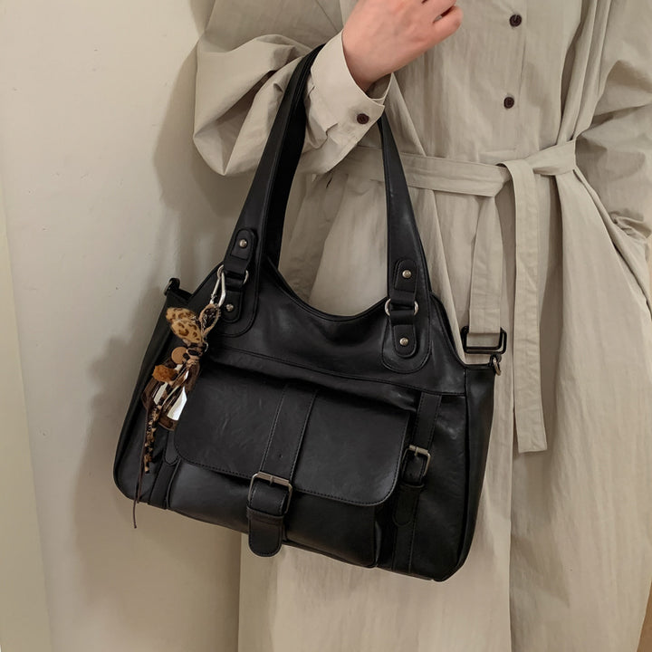 Damen Handtasche mit praktischen Fächern Nord Taschen