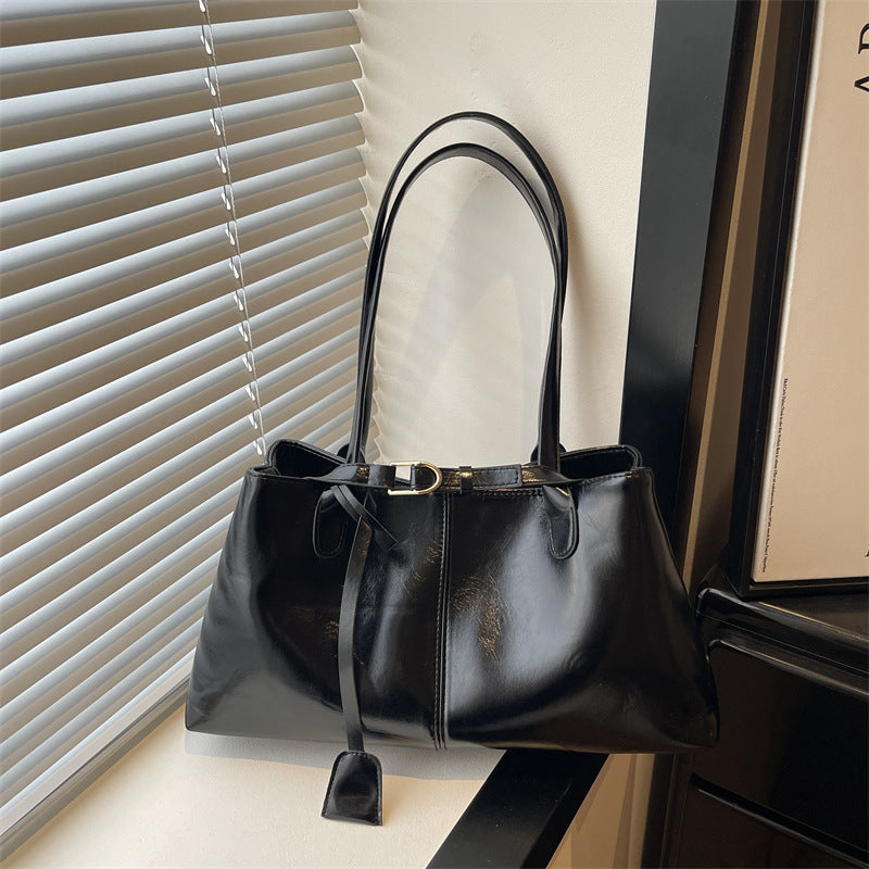 Damen elegante Schultertasche mit strukturiertem Design und modischem Schnallenverschluss Nord Taschen