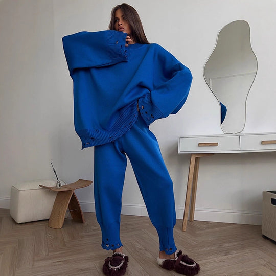 Damen Oversize-Strickset aus Feinstrick mit Destroyed-Saum, weitem Pullover und legerer Schlupfhose Nord Taschen