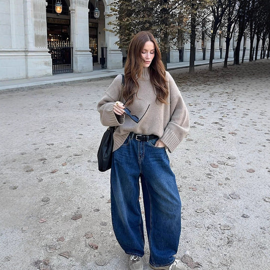 Damen Oversize Rollkragenpullover aus Feinstrick mit überschnittenen Schultern und gerippten Bündchen Nord Taschen