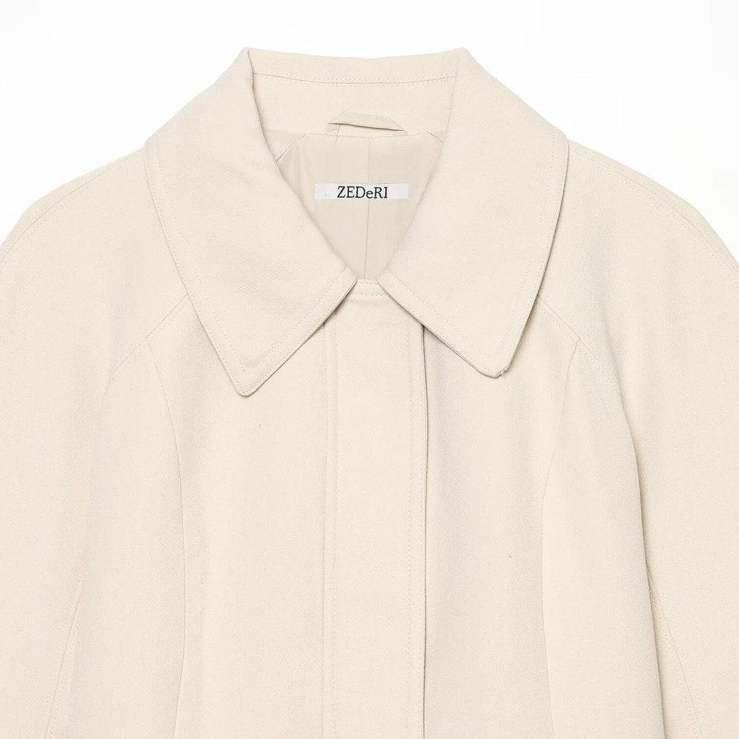 Damen Cropped Jacke im minimalistischen Trenchstil mit breitem Hemdkragen und Bindegürtel Nord Taschen