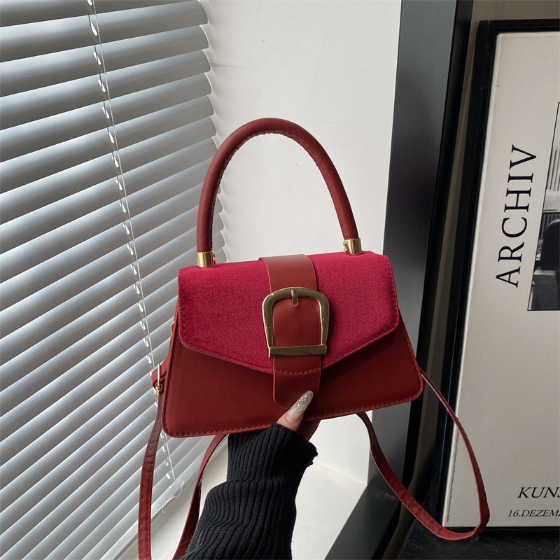 Damen Schultertasche mit eleganter Schnallenverzierung Nord Taschen