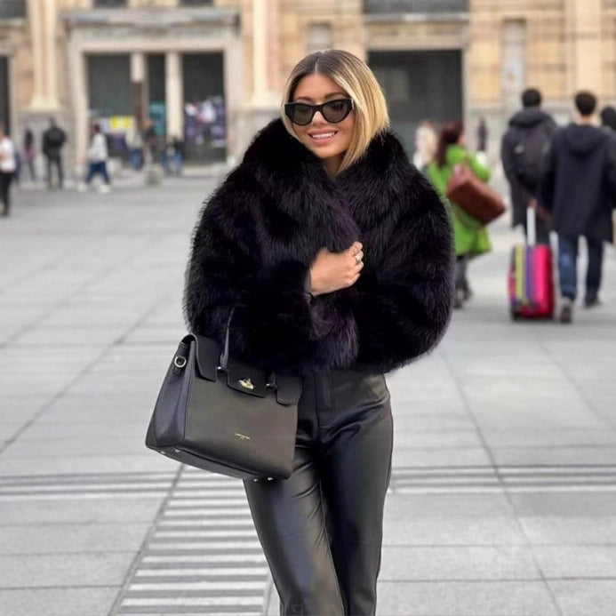 Damen Kurzer Cropped-Kunstpelzblouson mit voluminösem Schalkragen und weicher Innenfütterung Nord Taschen