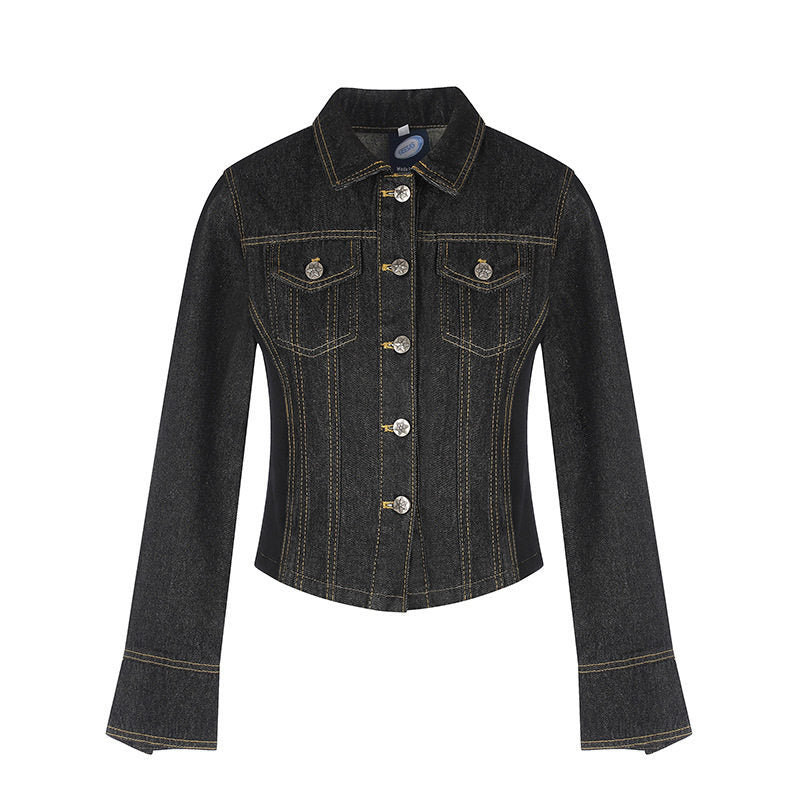 Damen taillierte Cropped-Jeansjacke mit Formnähten, Brustpatten und Schmuckknöpfen Nord Taschen