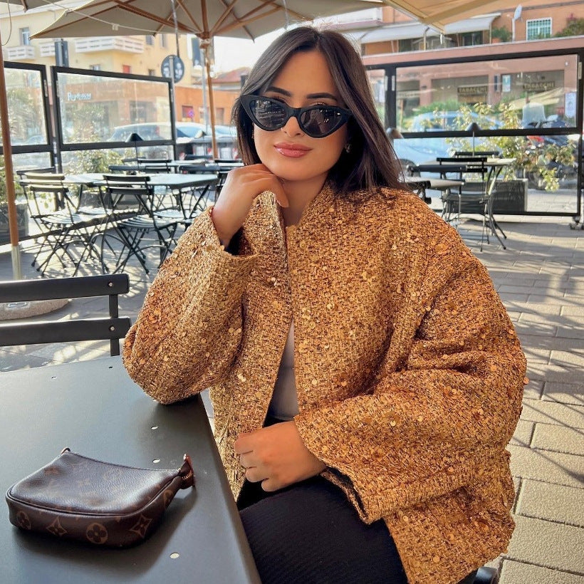 Damen 400+ Bouclé Kurzjacke mit Stehkragen, Pattentaschen und taillierendem Saum Nord Taschen