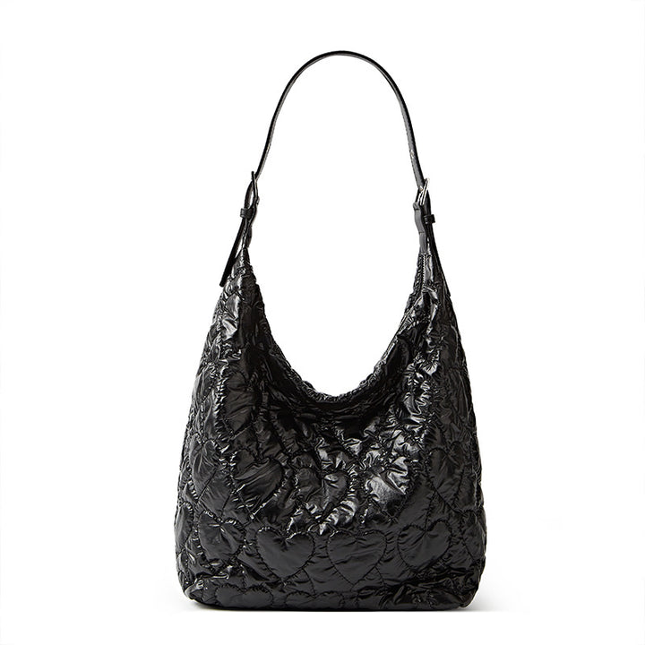 Damen Hobo-Tasche aus hochwertigem, gesteppte Kunstleder mit Herzmotiv Nord Taschen