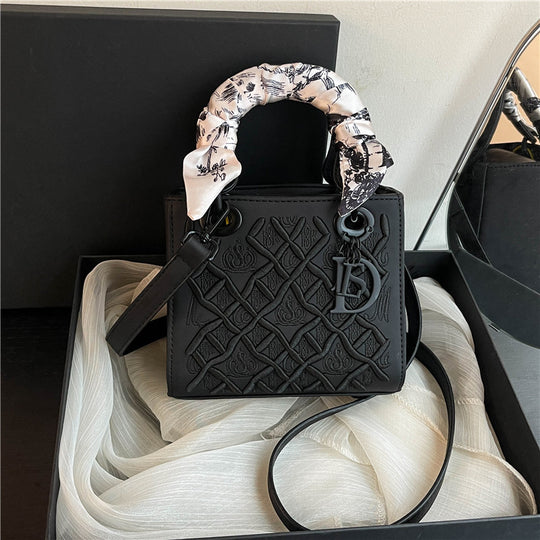 Damenhandtasche mit luxuriösem Muster Nord Taschen