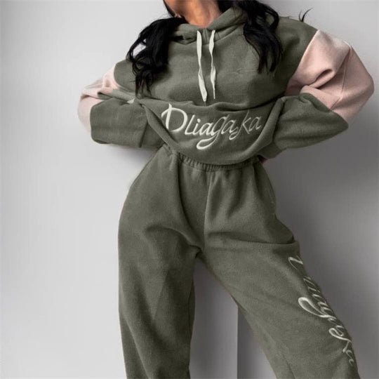 Damen kuscheliges Hoodie-Set mit kontrastärmel, elastischer High-Waist-Jogginghose und überschnittener Kapuze Nord Taschen