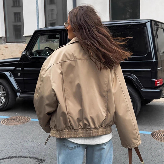Damen Kurzjacke im Oversize-Look mit weitem Revers und Tunnelzug-Taillierung Nord Taschen