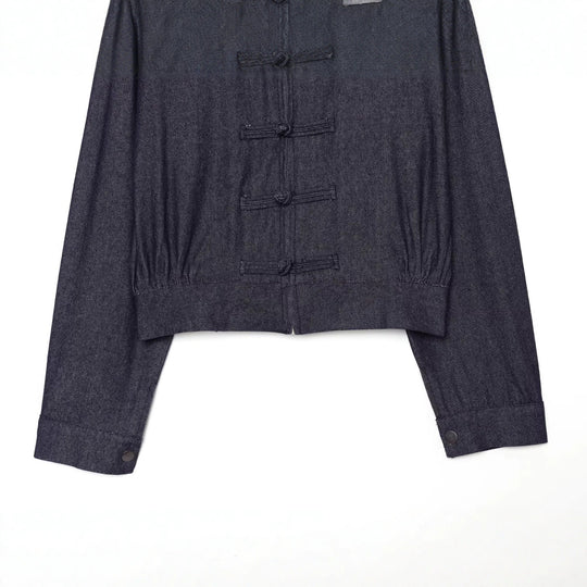 Damen Cropped Jeansjacke im China‑Stil mit Mandarinkragen und Knotenverschlüssen Nord Taschen