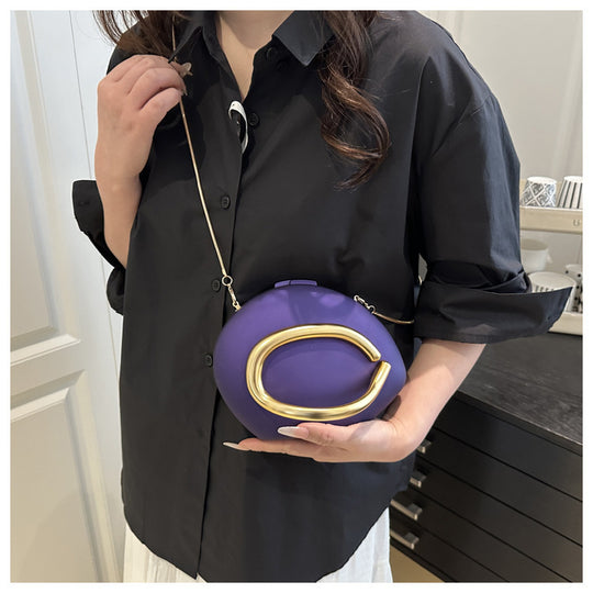Damen Clutch Tasche mit elegantem Goldakzent Nord Taschen