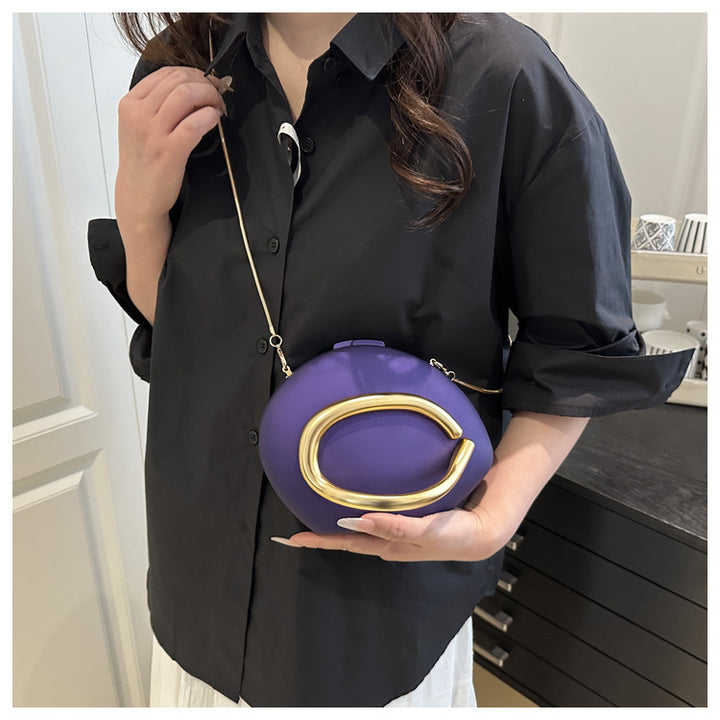 Damen Clutch Tasche mit elegantem Goldakzent Nord Taschen