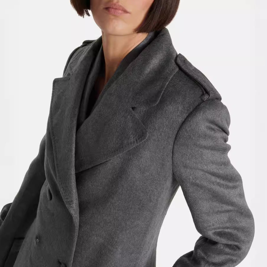 Damen Bodenlanger Zweireihiger Mantel im Vintage-Tailoring mit breitem Schalkragen Nord Taschen