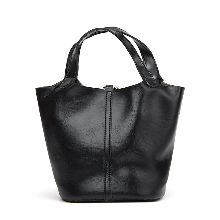Damen Hobo-Tasche mit elegantem Design und zeitgemäßen Details Nord Taschen